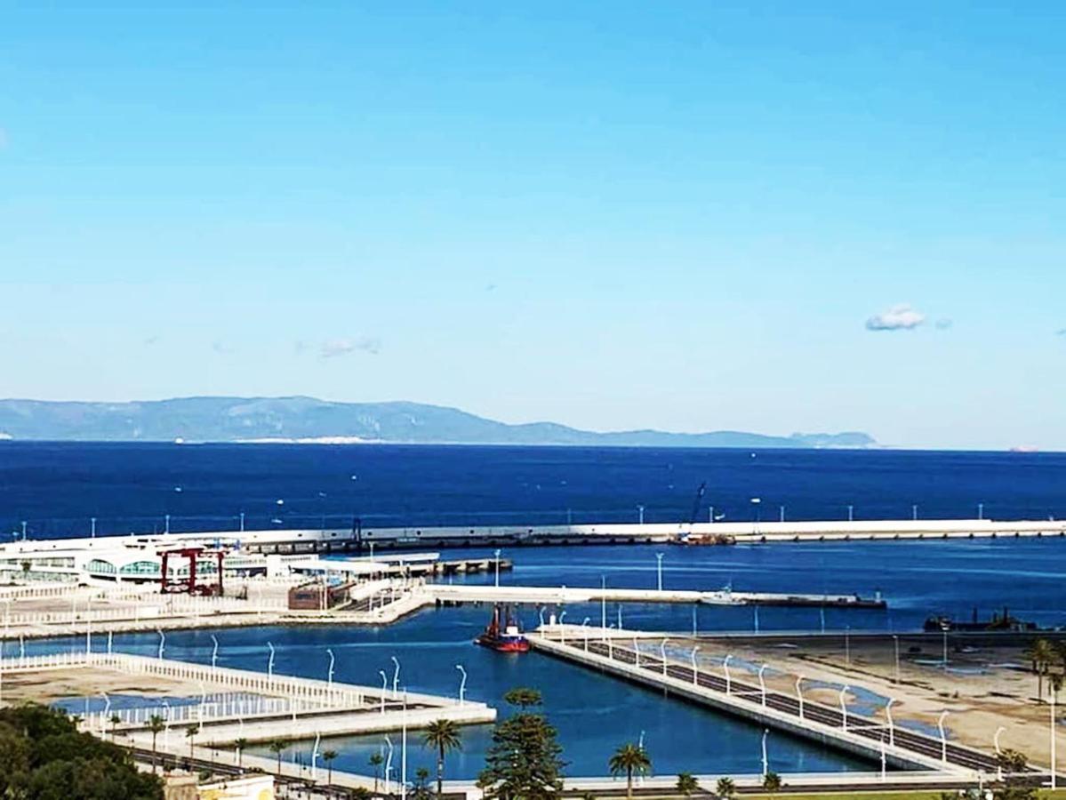 Velasquez Appartements Fast Wifi And Ocean View タンジェ エクステリア 写真