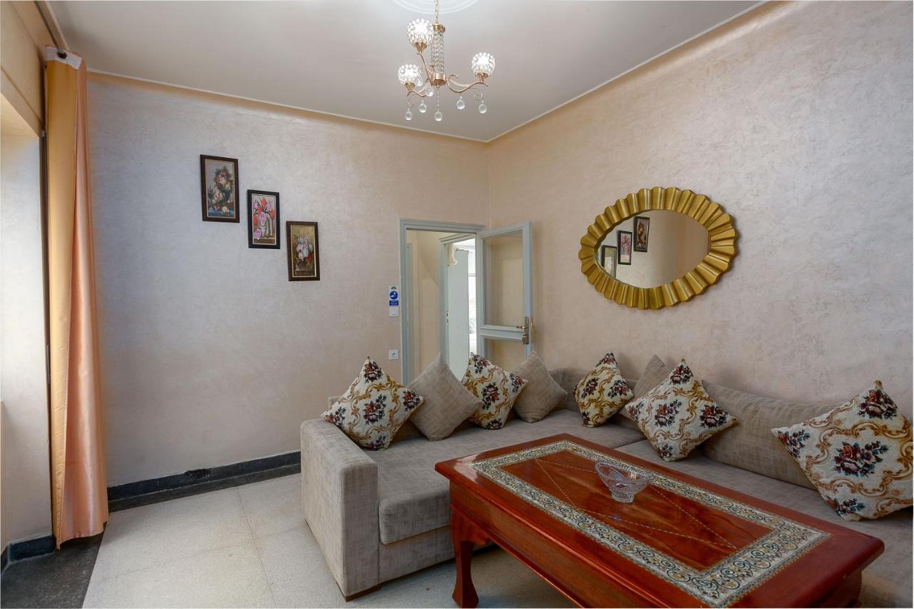 Velasquez Appartements Fast Wifi And Ocean View タンジェ エクステリア 写真